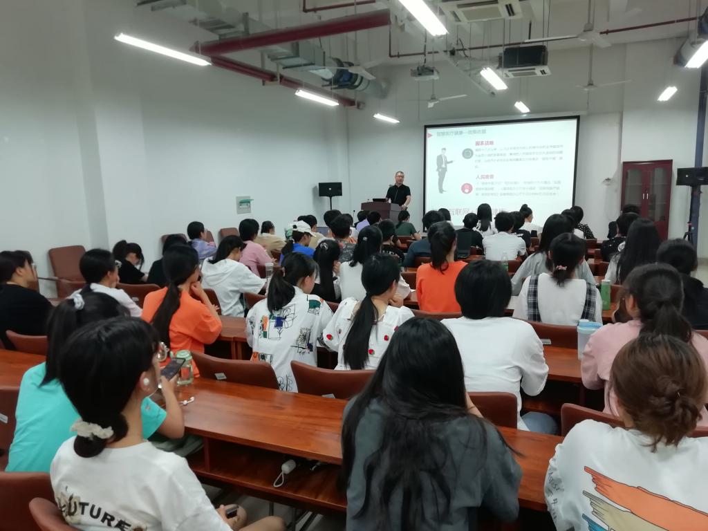 https://www.hactcm.edu.cn/__local/E/E1/88/9FFCBAAE5F09931C4CB3429EA87_7921EDAA_15C28.jpg